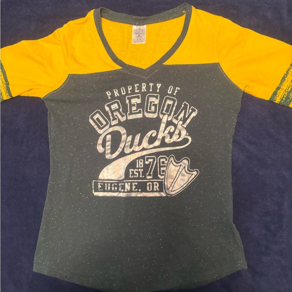 Oregon Ducks Women's Short Sleeve Tee - Green & Yellow - EUC